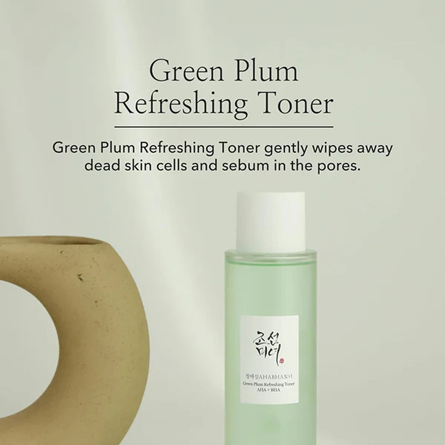 Green plum refreshing toner aha + bha