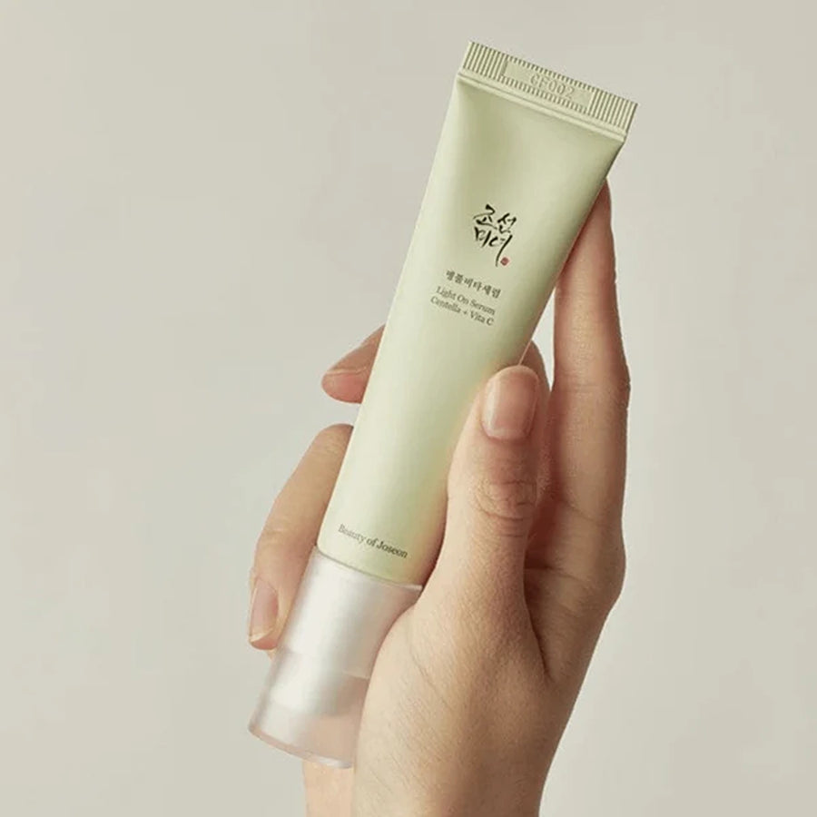 Light on serum centella + vita c