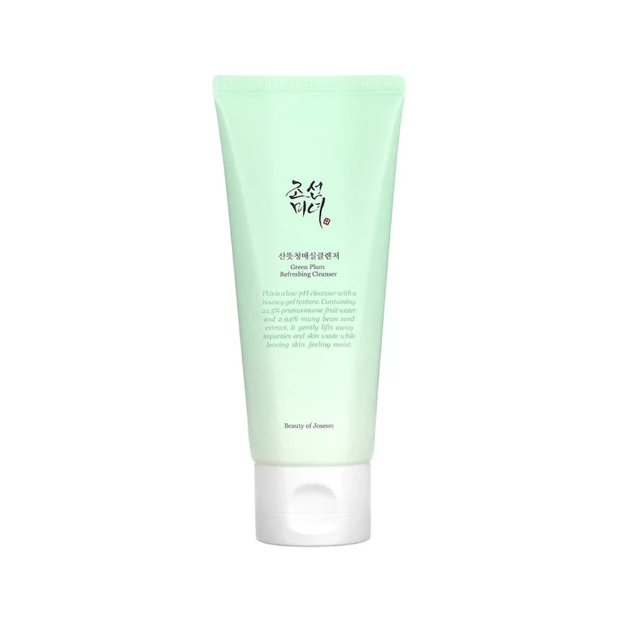 Green plum refreshing cleanser
